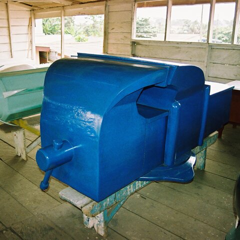 Fantasy Coffins, Paintings, Art sculptures (c) Remo Kurka 